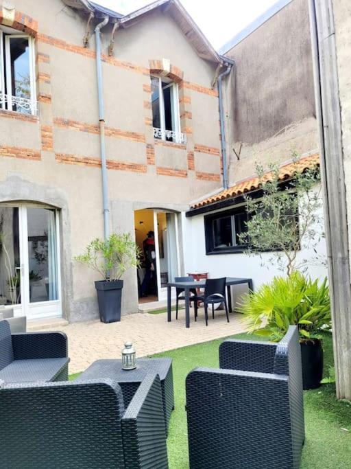 La Maison De Jade - Demeure De Charme Avec Parking